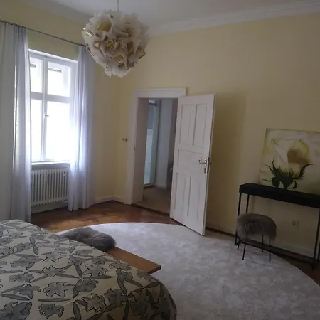 Apartment Fuerstlich Wohnen Im Herrenhaus Pahl