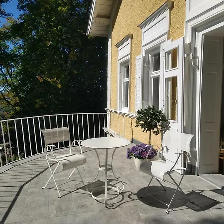 Fuerstlich Wohnen Im Herrenhaus Apartment Pahl